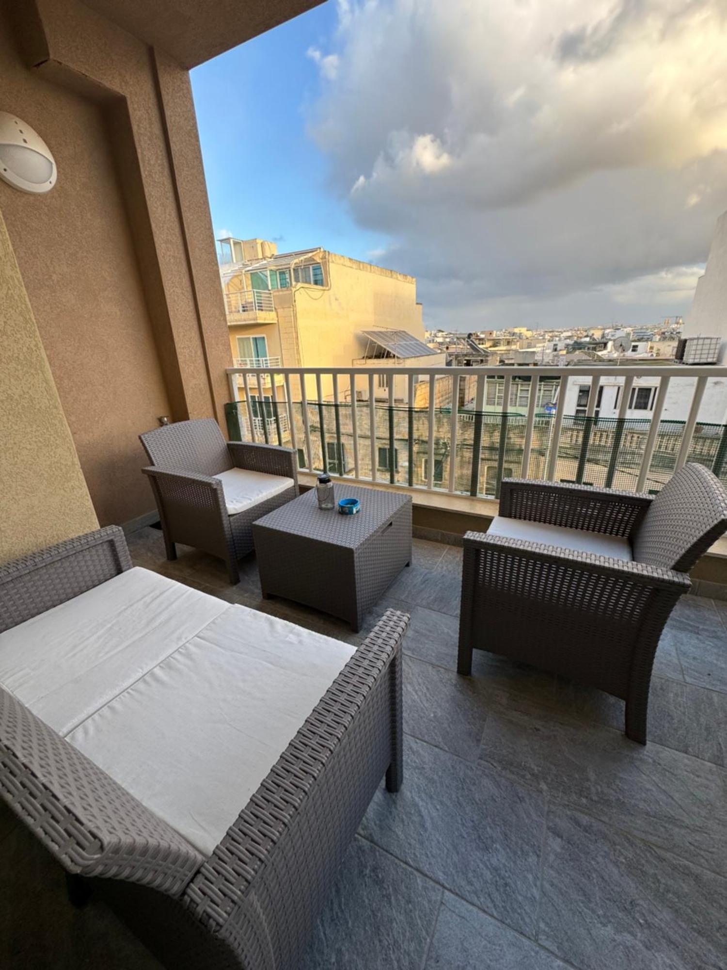 Designer 3 Bedroom And 3 Bathroom Apartment In Swatar Birkirkara Buitenkant foto
